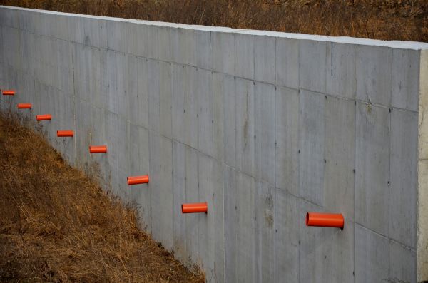 Concrete Wall Installation in Easton