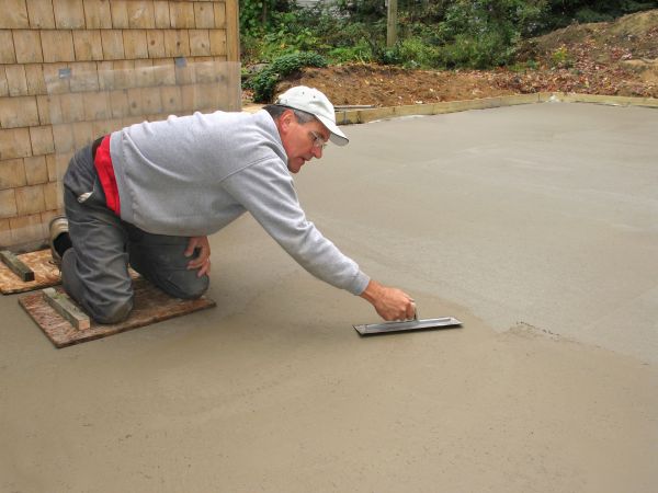 Flat Concrete Installation in Easton